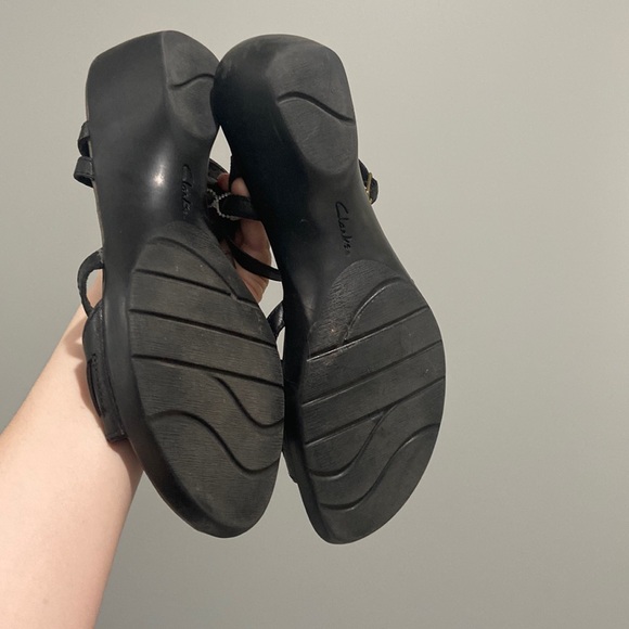 CLARKS Bendables Leather Wedge Sandals black color Women's Sz 10M - Picture 13 of 16